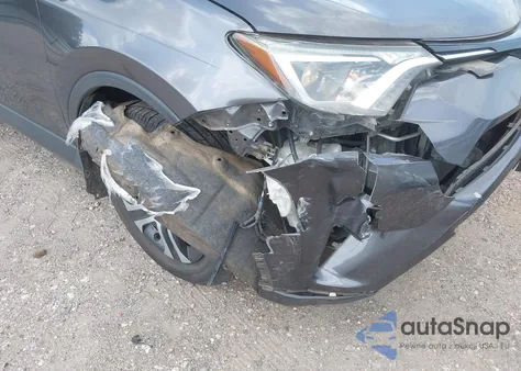 2017 Toyota Rav4 Le z USA, uszkodzony, nr VIN JTMZFREV0HJ702209